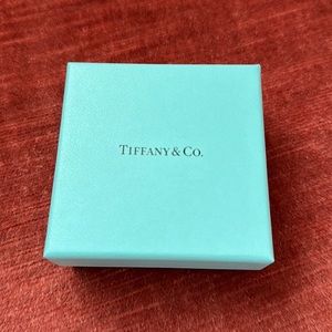 Tiffany robin’s egg blue cardboard gift box for jewelry 3in square